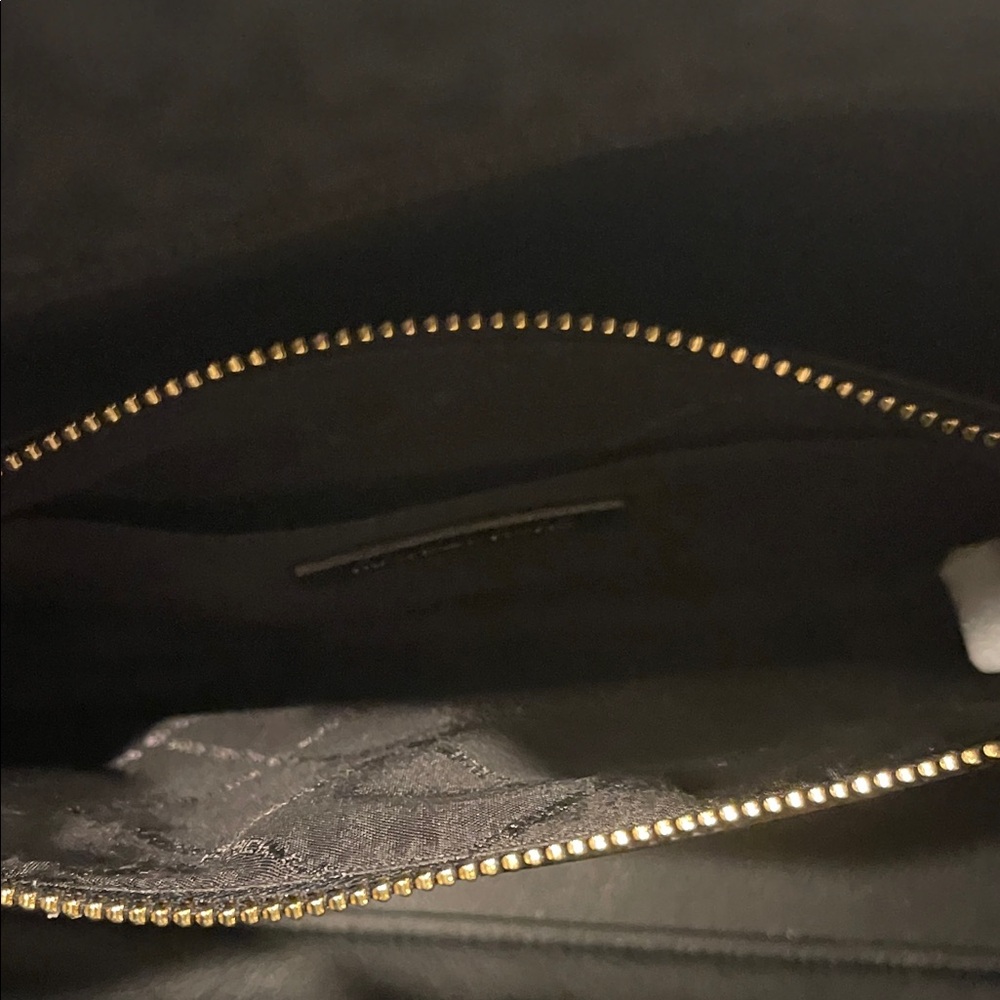 Michael Kors Large Maisie 2/1 Black Signature Tote. With logo snapin clutch NWOT - Picture 7 of 11